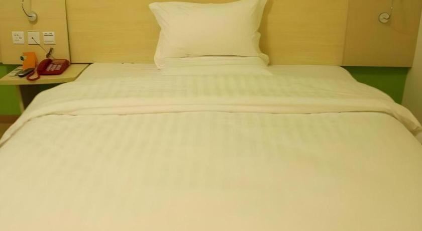 7 Days Inn Chengdu Sichuan University South Railway Station Экстерьер фото
