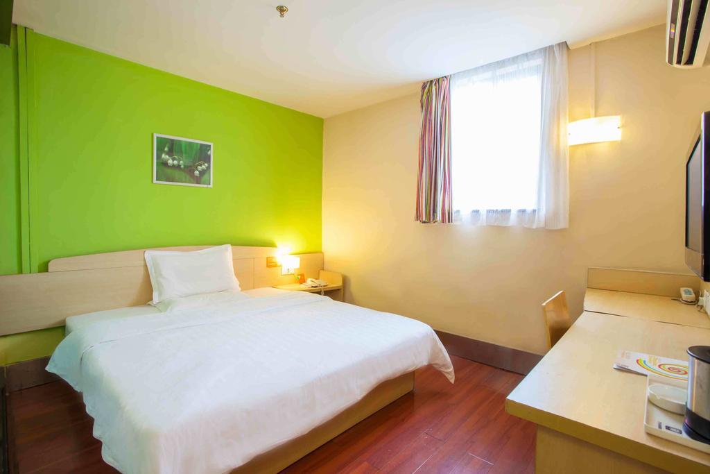 7 Days Inn Chengdu Sichuan University South Railway Station Номер фото